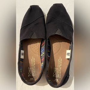 Toms slip on shoes